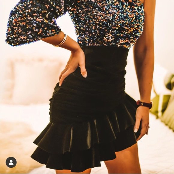 Zara Velvet Mini Skirt with Ruching & Ruffles -NWT - Picture 5 of 10